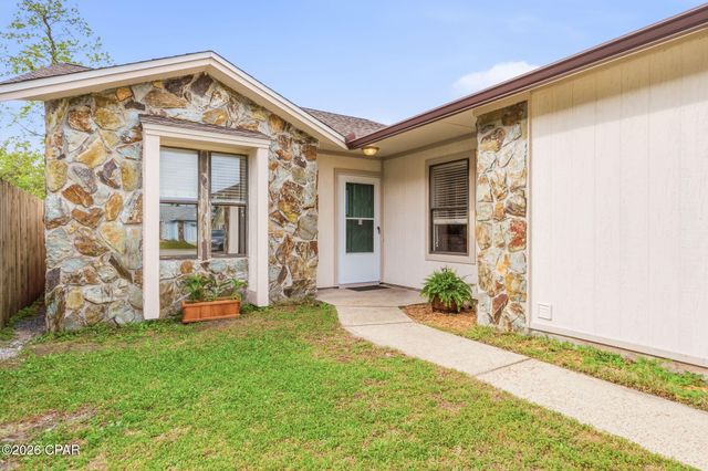 5318 Garden Cove Road, Panama City, FL 32404