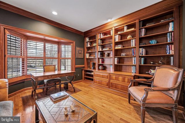 10918 BELLS RIDGE DR, Potomac, MD 20854