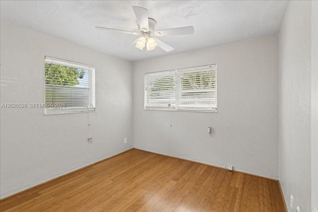 5761 SW 41st St, West Park, FL 33023