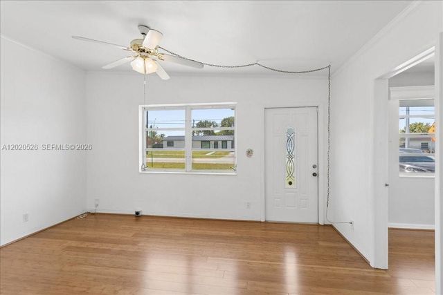 5761 SW 41st St, West Park, FL 33023