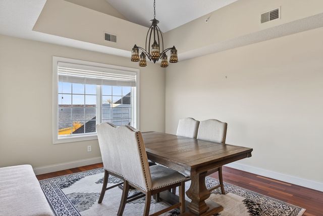 4036 River Drive 4036, Moline, IL 61265