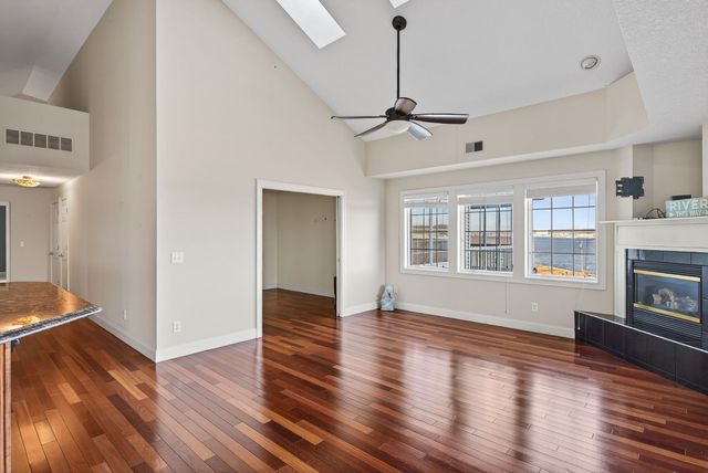 4036 River Drive 4036, Moline, IL 61265