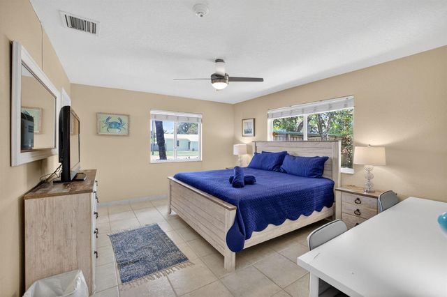 305 SW 16th Street, Fort Lauderdale, FL 33315