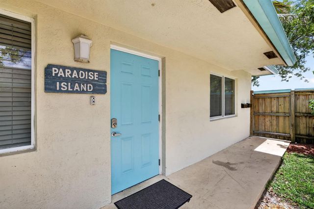 305 SW 16th Street, Fort Lauderdale, FL 33315
