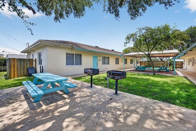 305 SW 16th Street, Fort Lauderdale, FL 33315