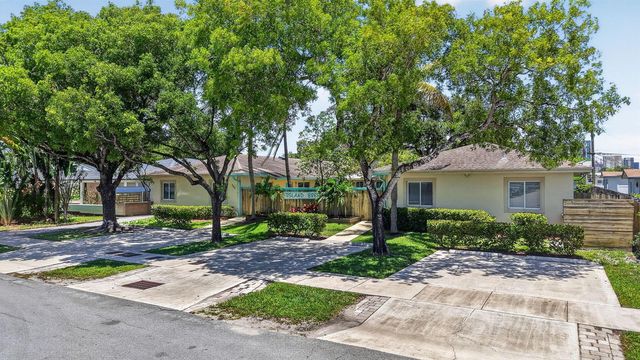 305 SW 16th Street, Fort Lauderdale, FL 33315