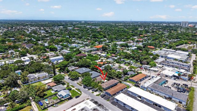 305 SW 16th Street, Fort Lauderdale, FL 33315