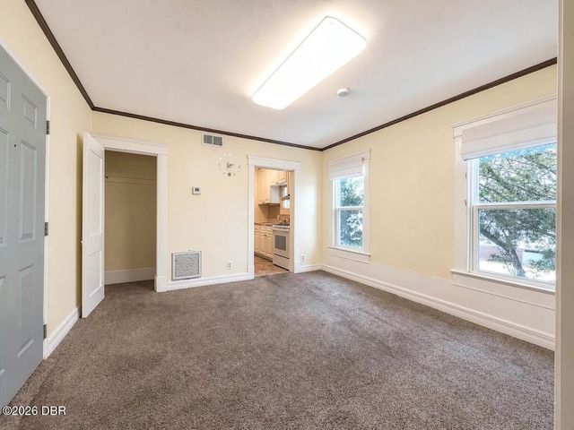431 N Grandview Avenue B, Daytona Beach, FL 32118
