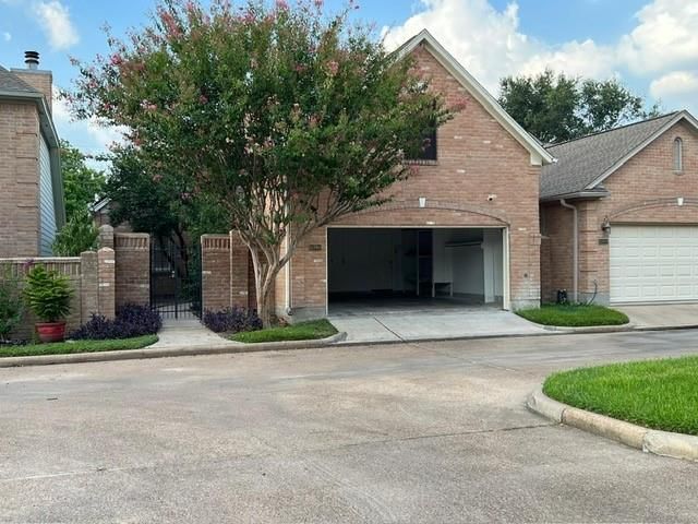 6990 Oakwood Park, Houston, TX 77040