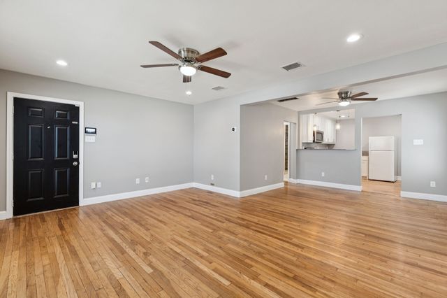 3222 inwood Road, Dallas, TX 75235