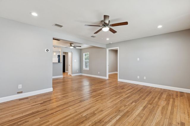 3222 inwood Road, Dallas, TX 75235