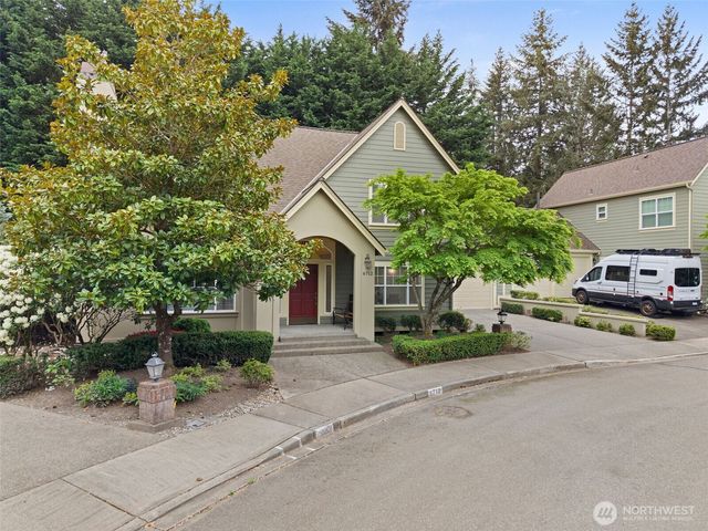6712 127 Place SE, Bellevue, WA 98006
