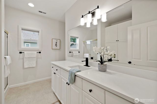 6712 127 Place SE, Bellevue, WA 98006