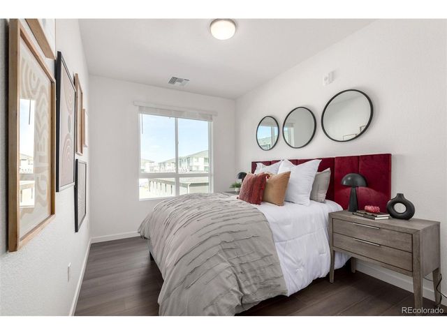 6153 N Ceylon St 3-204, Denver, CO 80249