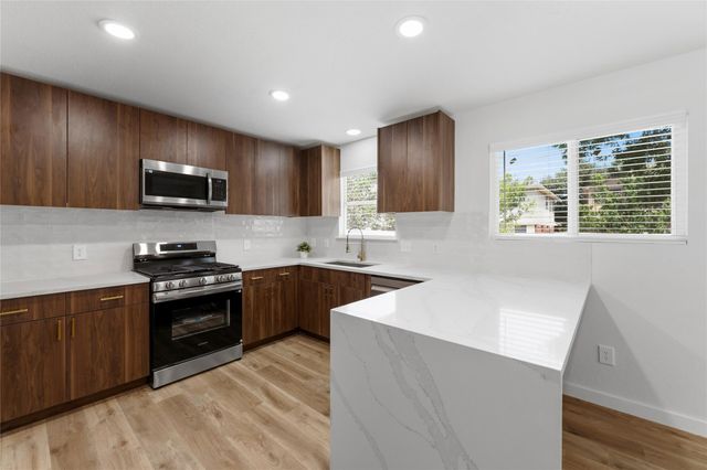 3412 Texas Topaz DR, Austin, TX 78728