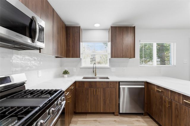 3412 Texas Topaz DR, Austin, TX 78728