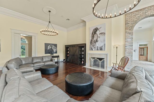 20355 Greenwell Springs Rd, Greenwell Springs, LA 70739