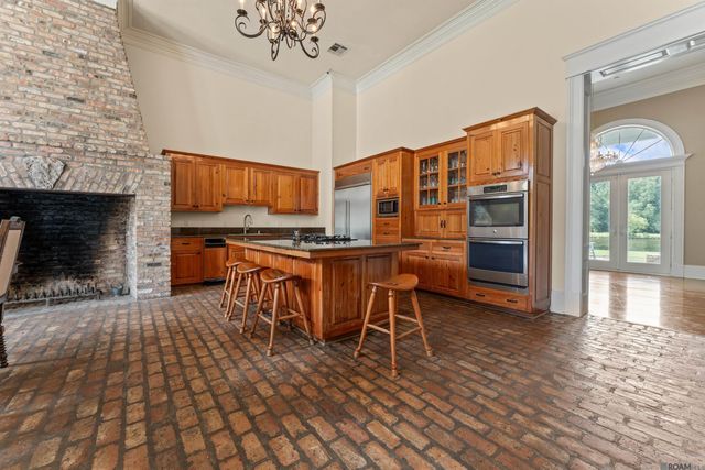 20355 Greenwell Springs Rd, Greenwell Springs, LA 70739