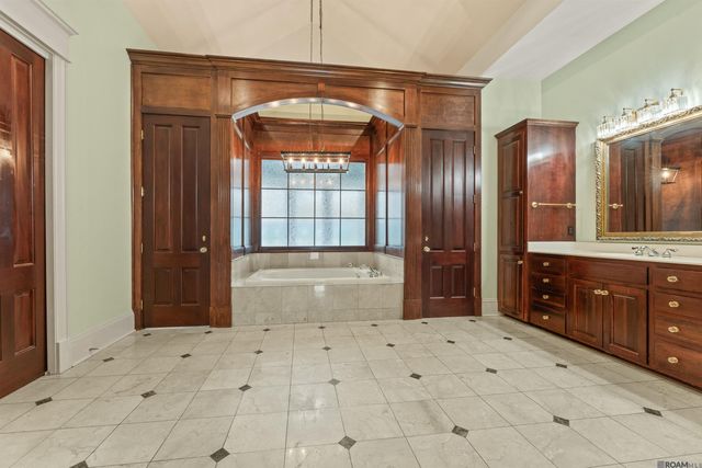 20355 Greenwell Springs Rd, Greenwell Springs, LA 70739