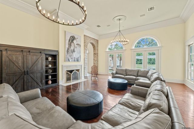 20355 Greenwell Springs Rd, Greenwell Springs, LA 70739