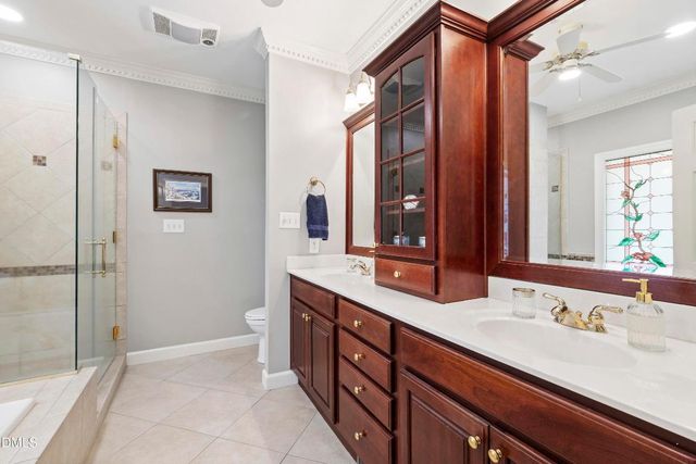 1220 Enchanted Oaks Drive, Raleigh, NC 27606