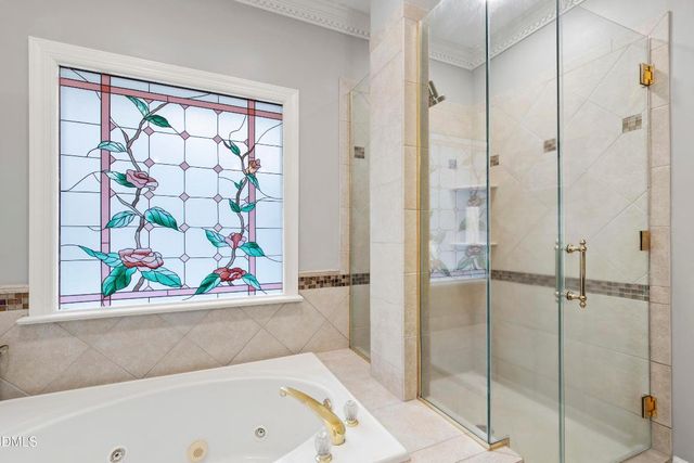 1220 Enchanted Oaks Drive, Raleigh, NC 27606