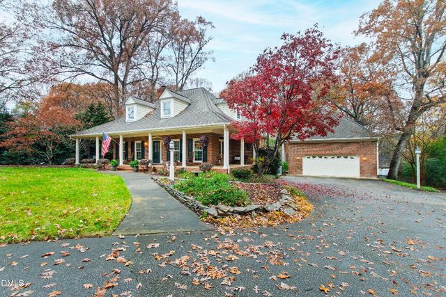 1220 Enchanted Oaks Drive, Raleigh, NC 27606