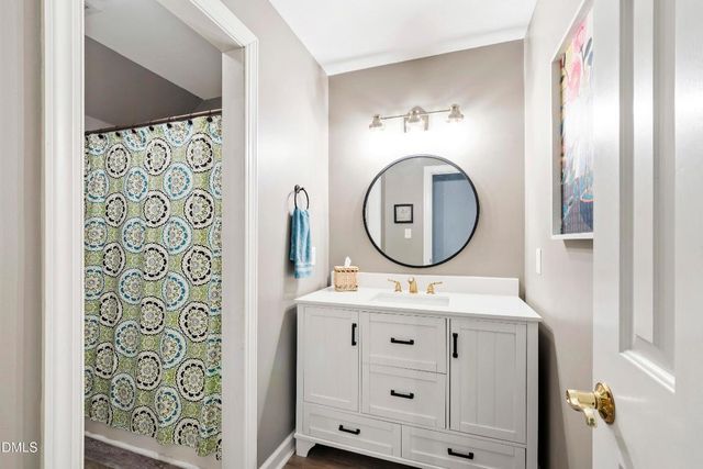 1220 Enchanted Oaks Drive, Raleigh, NC 27606