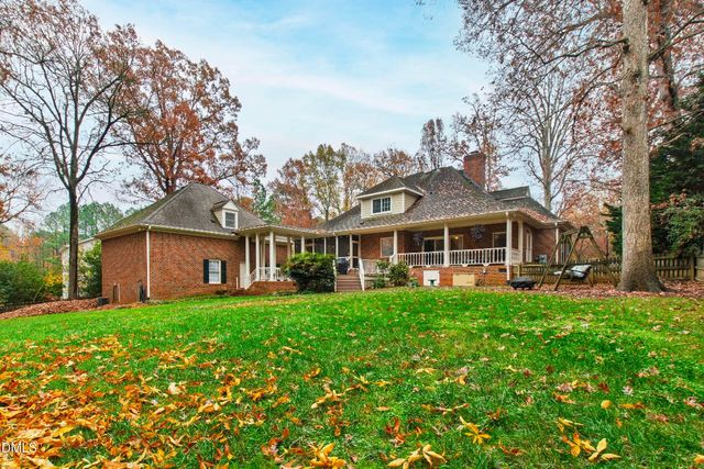 1220 Enchanted Oaks Drive, Raleigh, NC 27606