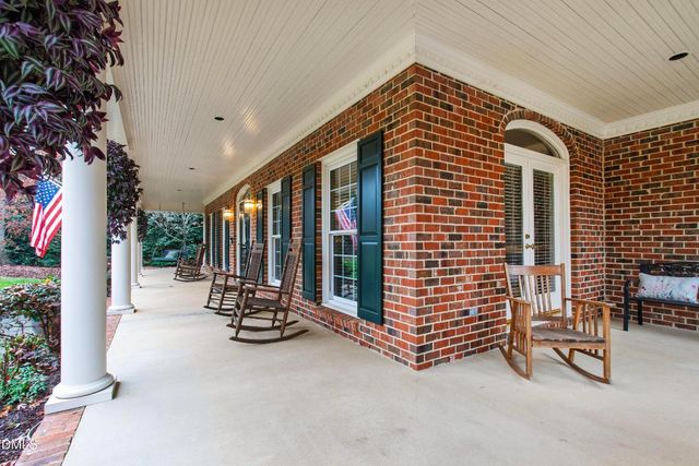 1220 Enchanted Oaks Drive, Raleigh, NC 27606