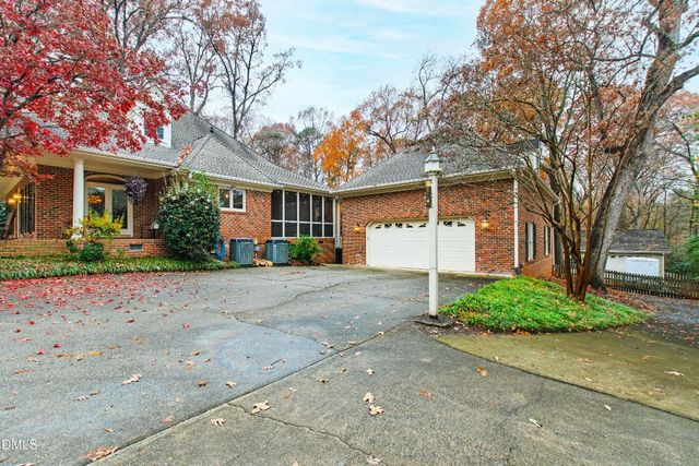 1220 Enchanted Oaks Drive, Raleigh, NC 27606