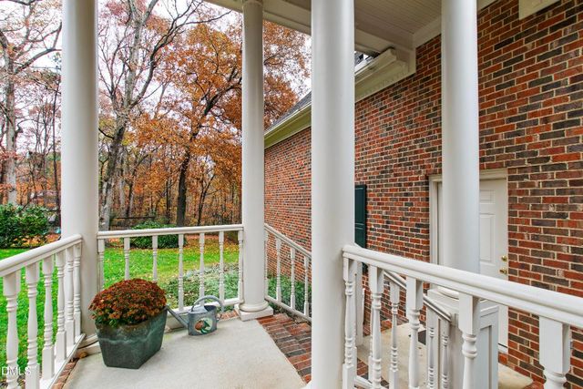 1220 Enchanted Oaks Drive, Raleigh, NC 27606