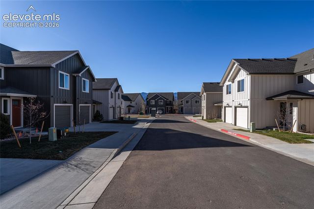 1518 Tyram Grove, Colorado Springs, CO 80910