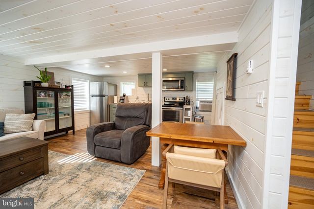 179 GRAVELLY RUN RD, Mc Henry, MD 21541