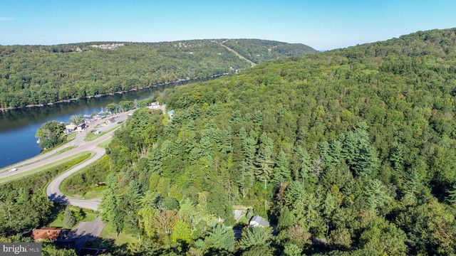 179 GRAVELLY RUN RD, Mc Henry, MD 21541