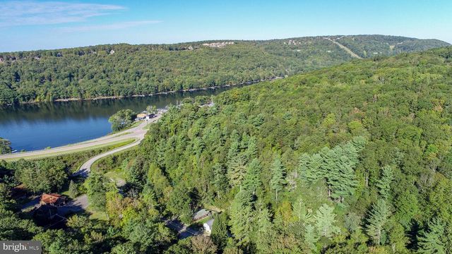 179 GRAVELLY RUN RD, Mc Henry, MD 21541