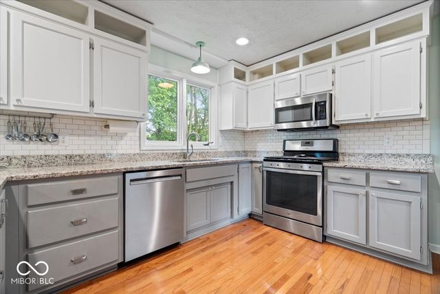 5003 Saint Charles Place, Carmel, IN 46033