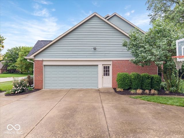 5003 Saint Charles Place, Carmel, IN 46033