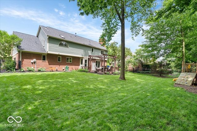 5003 Saint Charles Place, Carmel, IN 46033