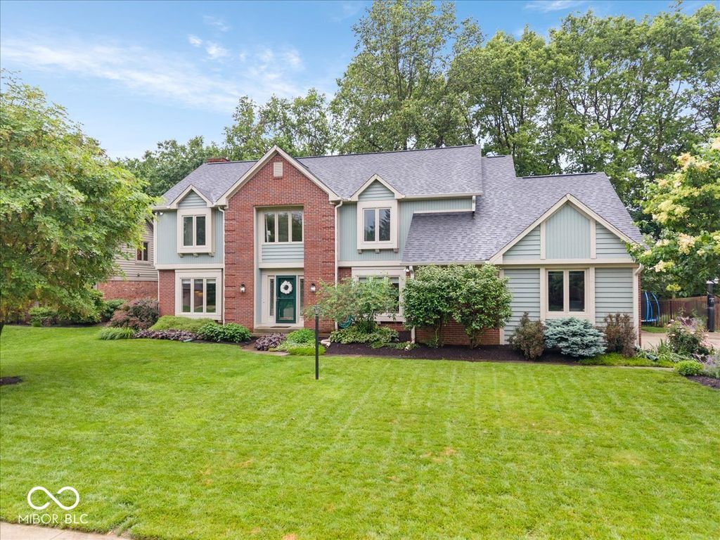5003 Saint Charles Place, Carmel, IN 46033