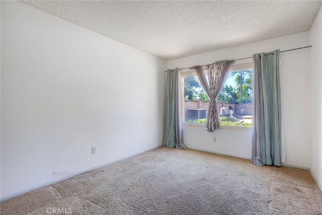 30096 Via Velez, Temecula, CA 92592