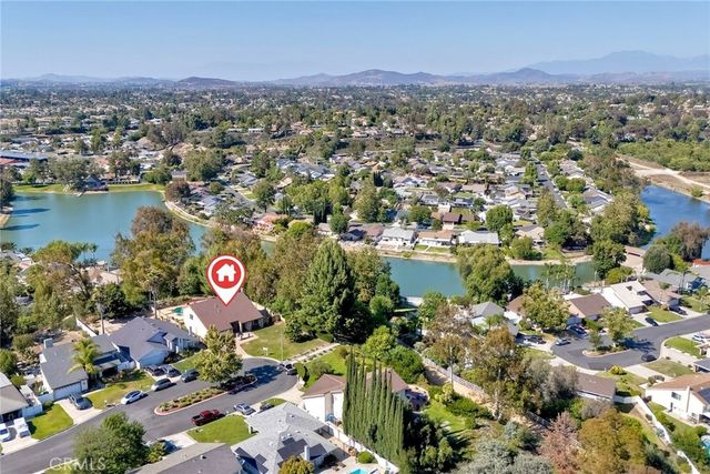 30096 Via Velez, Temecula, CA 92592