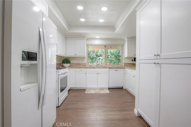 30096 Via Velez, Temecula, CA 92592