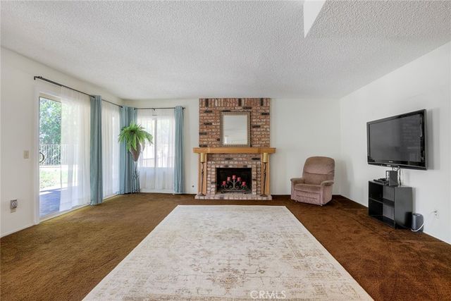 30096 Via Velez, Temecula, CA 92592