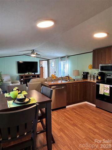 135 Phillips Road, Spruce Pine, NC 28777