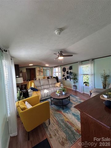 135 Phillips Road, Spruce Pine, NC 28777