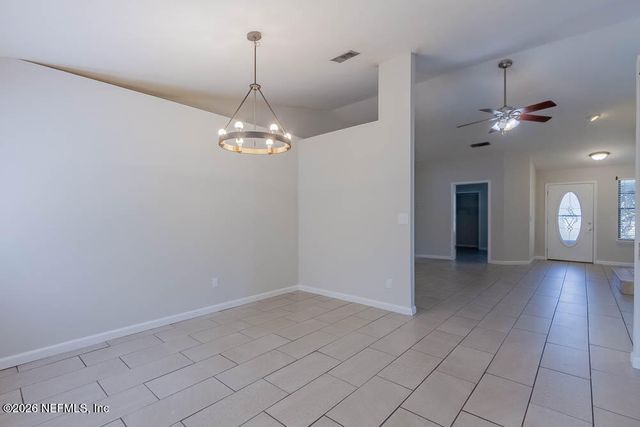 1639 PONDEROSA PINE Drive E, Jacksonville, FL 32225