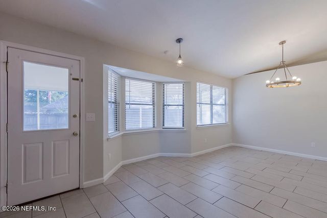 1639 PONDEROSA PINE Drive E, Jacksonville, FL 32225