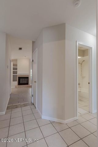1639 PONDEROSA PINE Drive E, Jacksonville, FL 32225