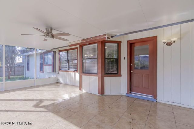 1639 PONDEROSA PINE Drive E, Jacksonville, FL 32225